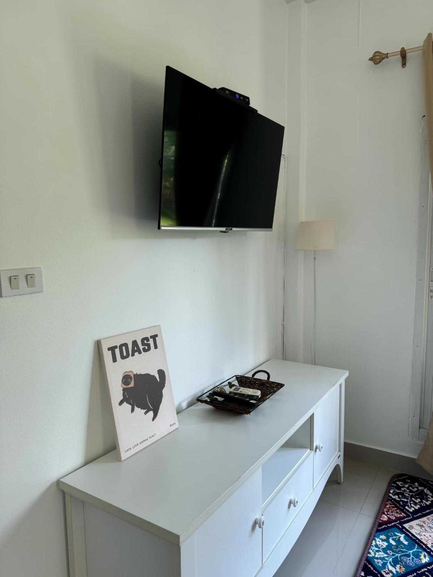 Bn Villa Walk To Bangtao Beach Near Markets Phuket Екстериор снимка